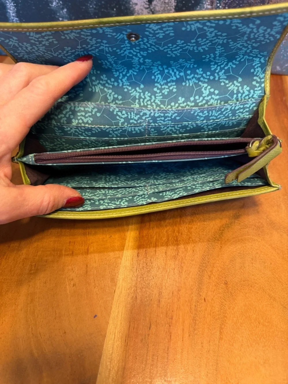 Fossil Boho Y2K Distressed Leather Wallet Olive Green Project Piece (GUC)